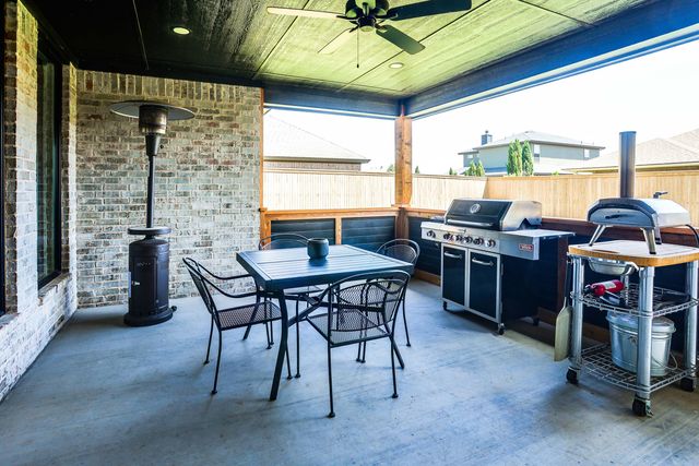 309 N 9th Street, Wolfforth, TX 79382