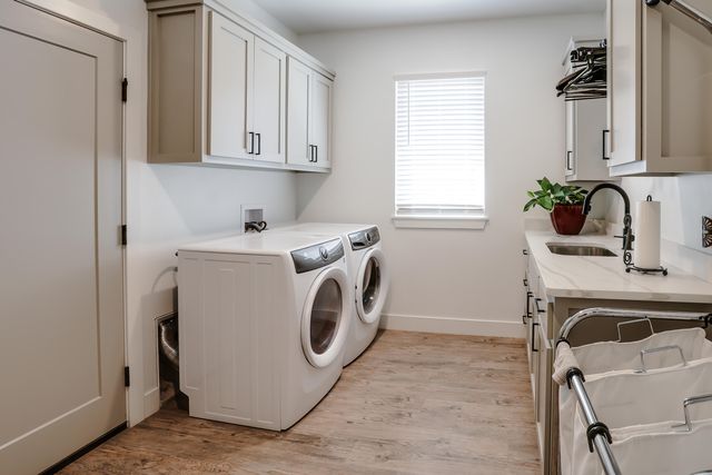 309 N 9th Street, Wolfforth, TX 79382