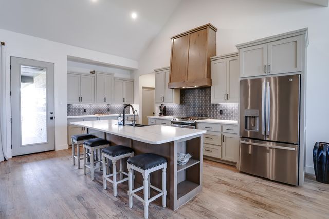 309 N 9th Street, Wolfforth, TX 79382
