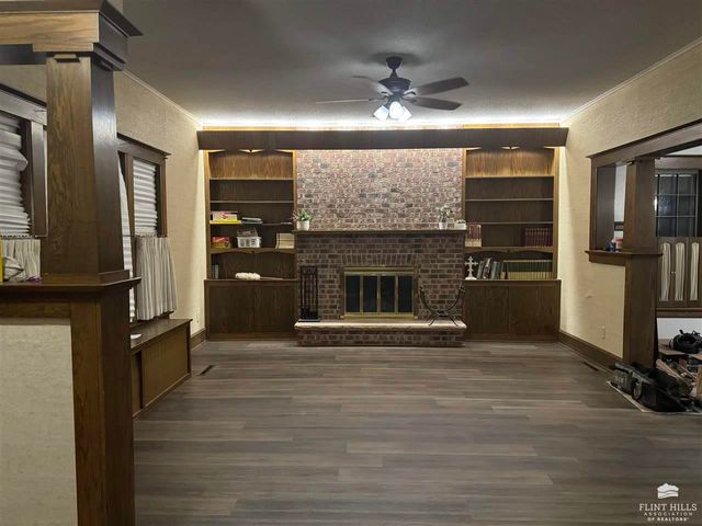 911 N Cedar, Abilene, KS 67410