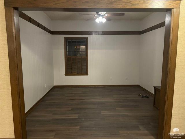 911 N Cedar, Abilene, KS 67410