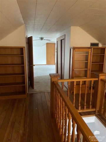 911 N Cedar, Abilene, KS 67410