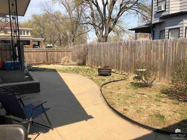 911 N Cedar, Abilene, KS 67410