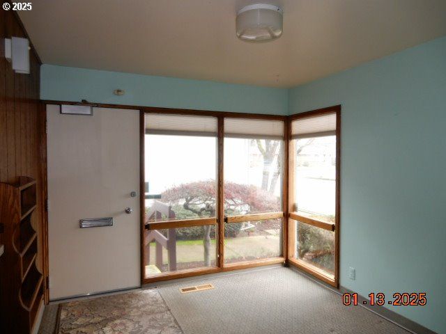 540 W 10TH Ave, Junction City, OR 97448