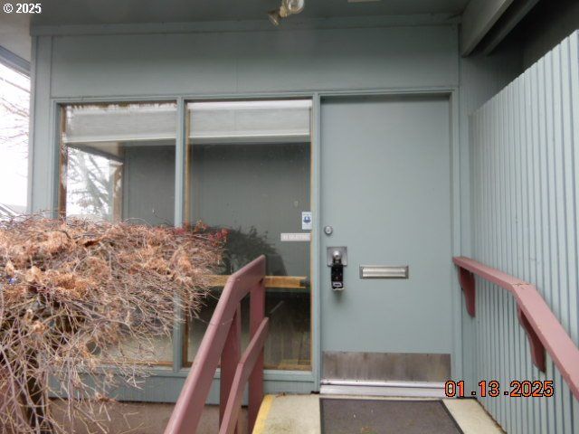 540 W 10TH Ave, Junction City, OR 97448