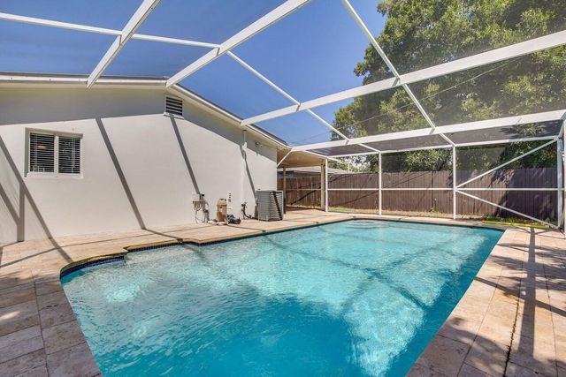 3530 NE 13th Avenue, Oakland Park, FL 33334