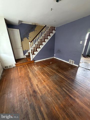652 E ANNSBURY ST, Philadelphia, PA 19120