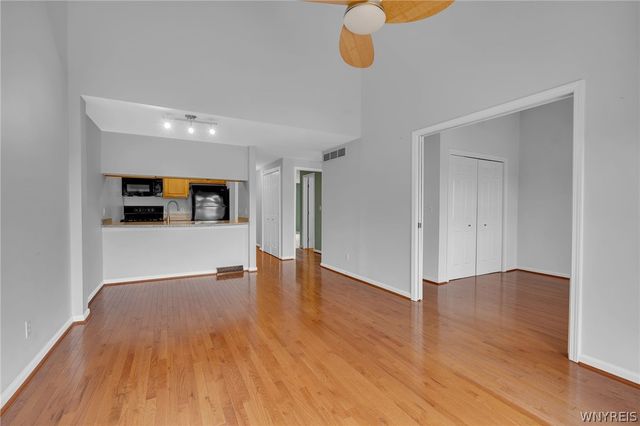 91 Tralee, Amherst, NY 14051