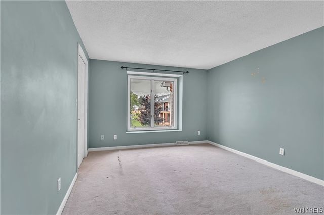 91 Tralee, Amherst, NY 14051