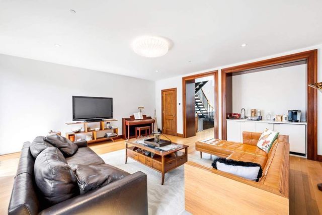 328 W 108th Street, New York City, NY 10025