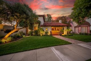 215 ELMWOOD Ct, Modesto, CA 95354