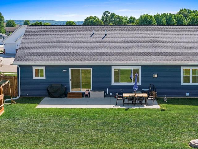 2055 Willow Run, Reedsburg, WI 53959