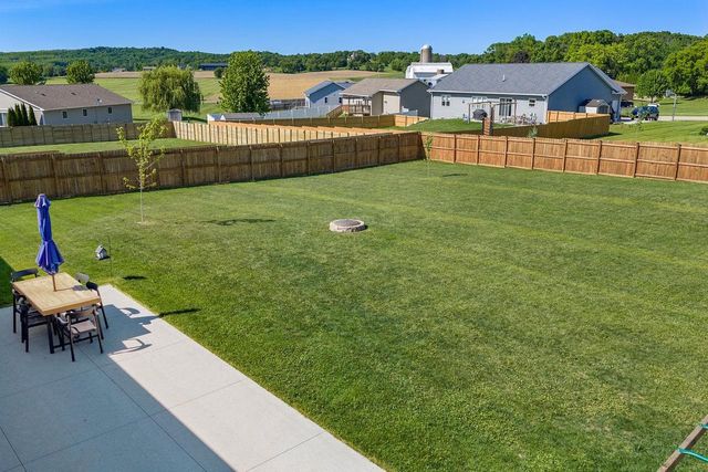 2055 Willow Run, Reedsburg, WI 53959