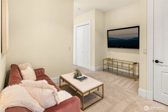 27216 SE Grand Ridge Drive, Issaquah, WA 98029