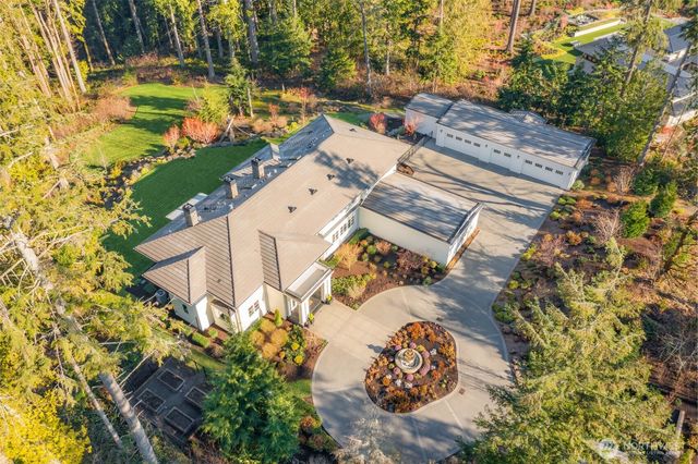 27216 SE Grand Ridge Drive, Issaquah, WA 98029