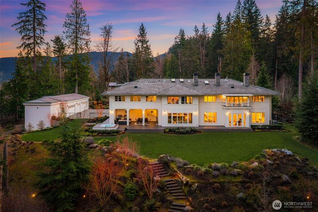 27216 SE Grand Ridge Drive, Issaquah, WA 98029