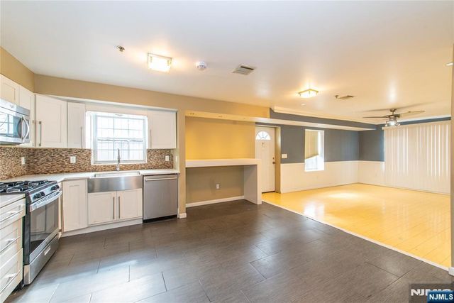 279 Orange Street 1, Newark, NJ 07103