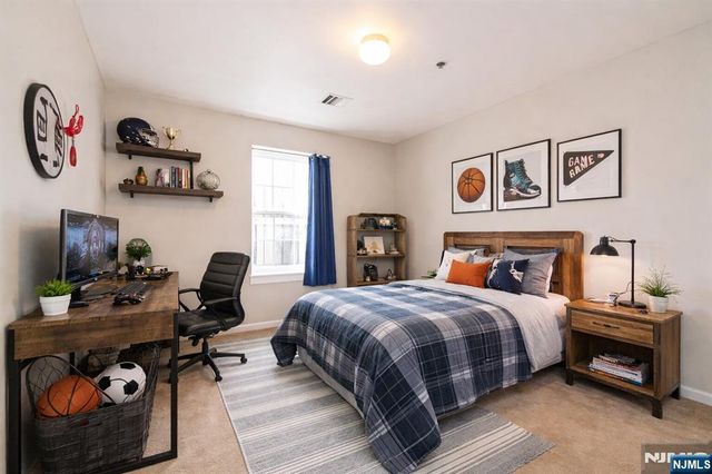 279 Orange Street 1, Newark, NJ 07103