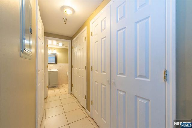 279 Orange Street 1, Newark, NJ 07103