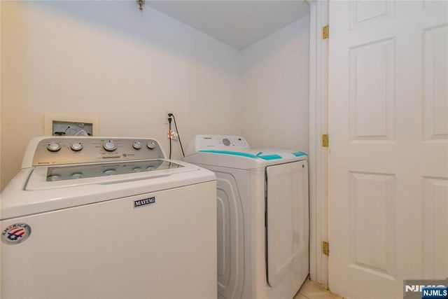 279 Orange Street 1, Newark, NJ 07103