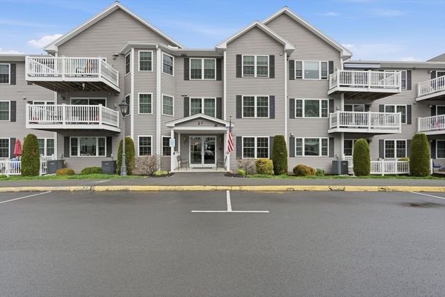 27 Greenleaves 726, Amherst, MA 01002