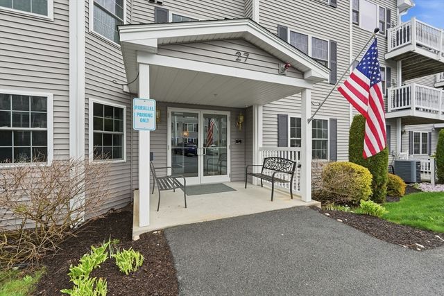27 Greenleaves 726, Amherst, MA 01002