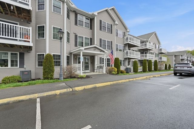 27 Greenleaves 726, Amherst, MA 01002
