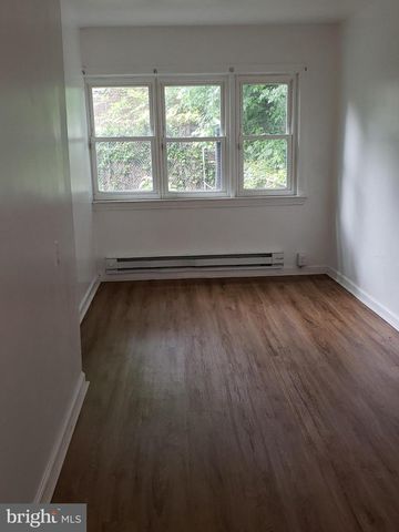 2706 LEHMAN ST, Chester, PA 19013