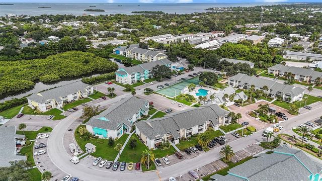 455 ALT 19 S 65, Palm Harbor, FL 34683