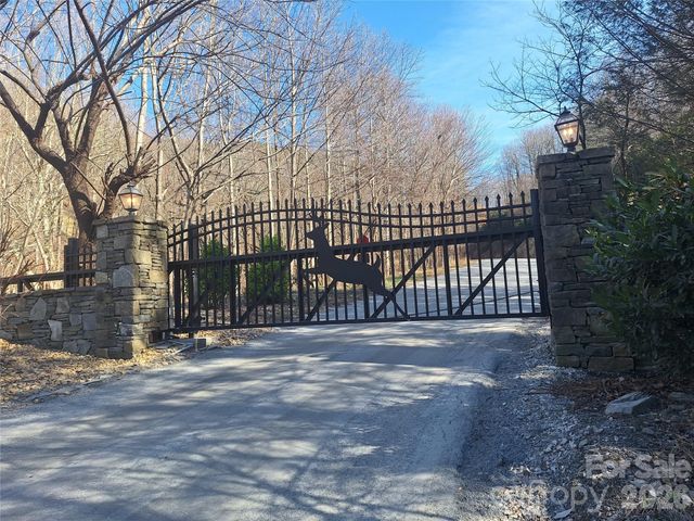 965 Wolf Pen Road, Old Fort, NC 28762