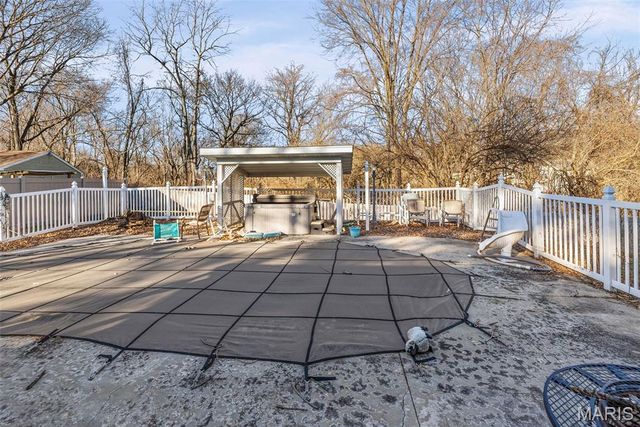 516 Nottingham Drive, Troy, IL 62294