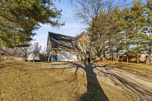 516 Nottingham Drive, Troy, IL 62294