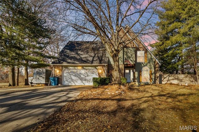 516 Nottingham Drive, Troy, IL 62294