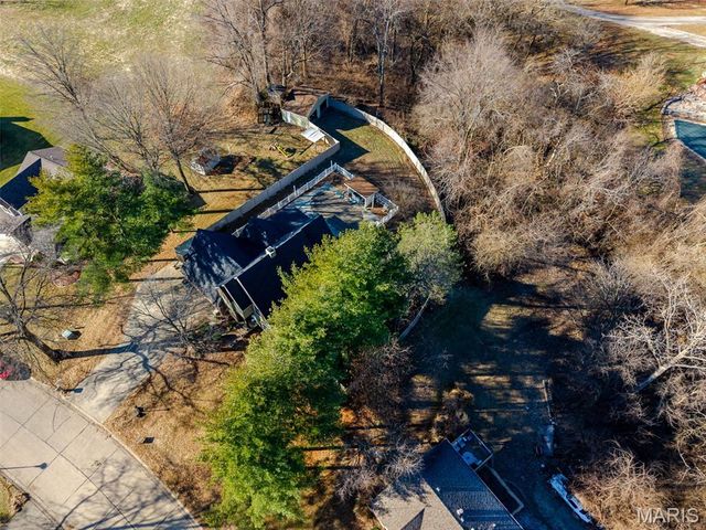 516 Nottingham Drive, Troy, IL 62294