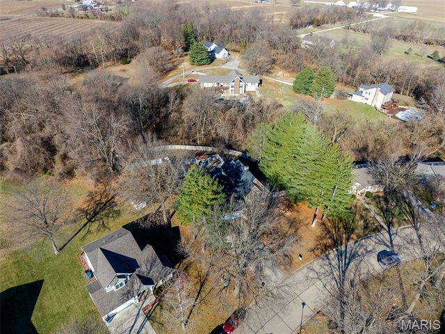 516 Nottingham Drive, Troy, IL 62294