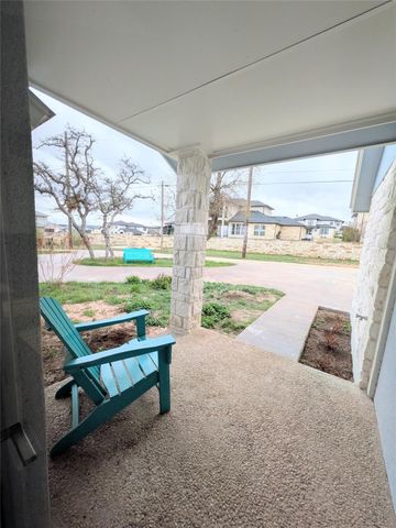 19110 Hornsby LN, Spicewood, TX 78669