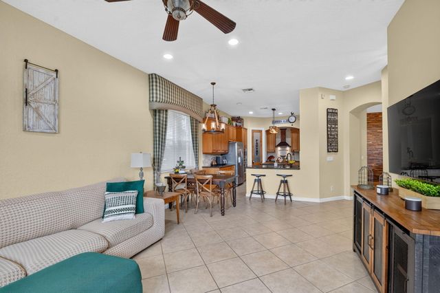 6839 Houlton Circle, Greenacres, FL 33467