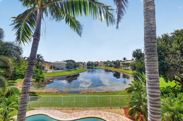 6839 Houlton Circle, Greenacres, FL 33467