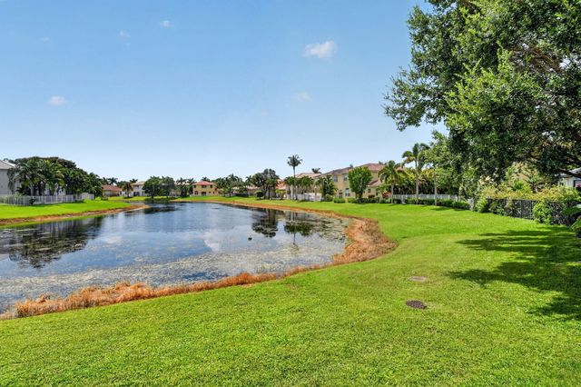 6839 Houlton Circle, Greenacres, FL 33467