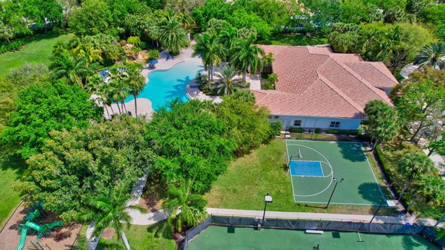 6839 Houlton Circle, Greenacres, FL 33467