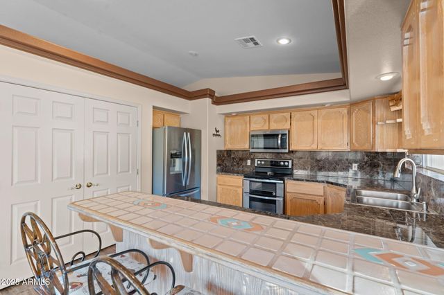 32822 Homestead Drive, Wickenburg, AZ 85390