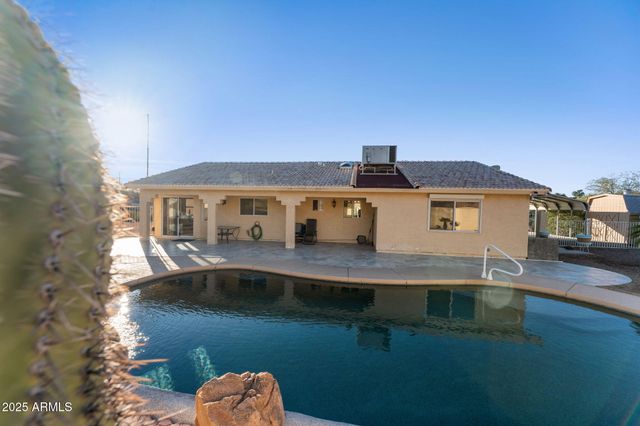 32822 Homestead Drive, Wickenburg, AZ 85390