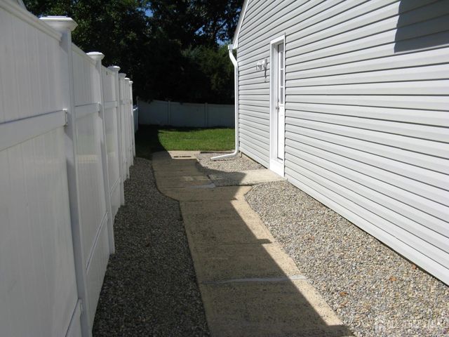 27 Violet Terrace, Milltown, NJ 08850