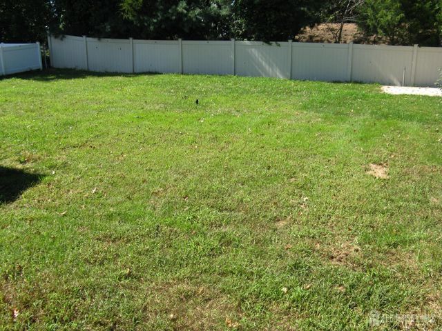 27 Violet Terrace, Milltown, NJ 08850