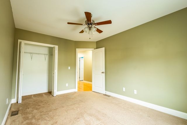 53 Surrey Ln 28, East Bridgewater, MA 02333