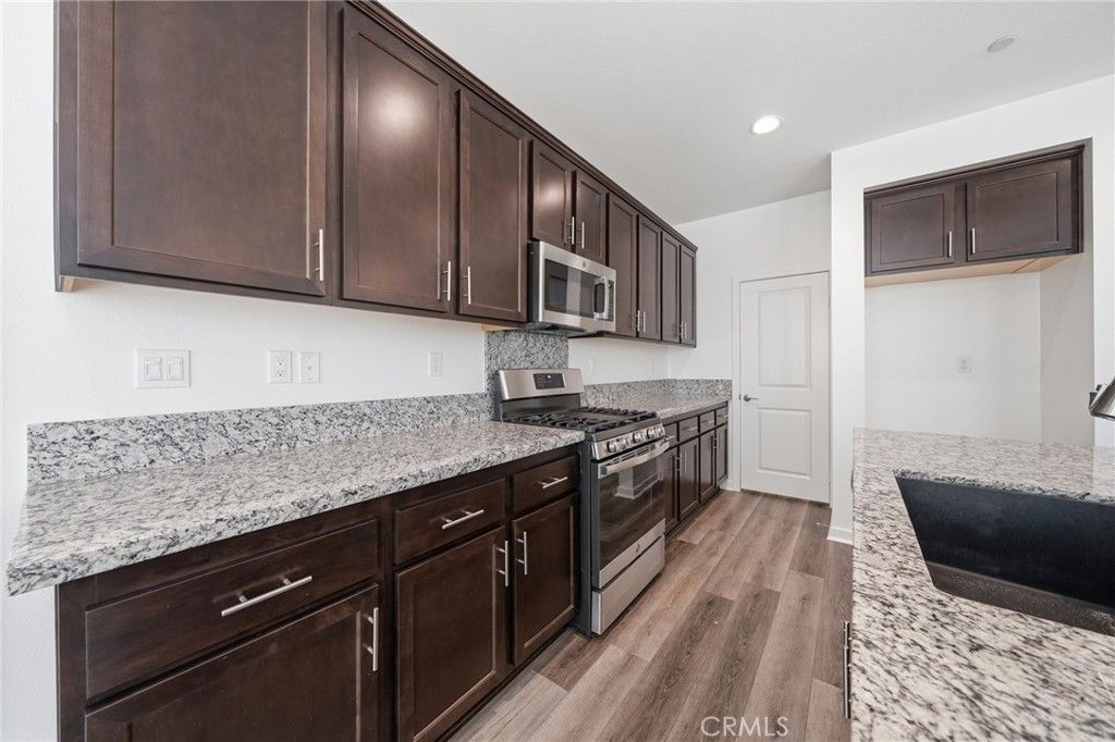 Image 10 of property listing at 4231 Adishian, Corona, CA 92883
