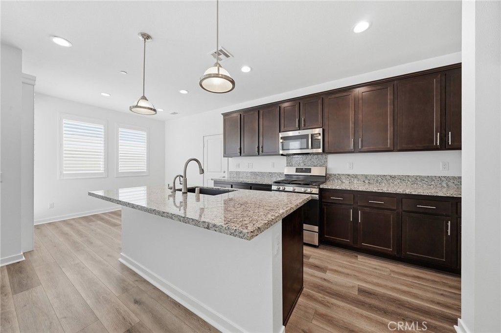 Image 8 of property listing at 4231 Adishian, Corona, CA 92883