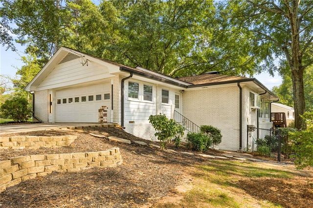 1896 Fisher Trail NE, Atlanta, GA 30345