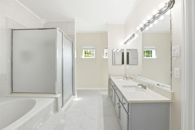 7235 Battle Hills Drive, Houston, TX 77040