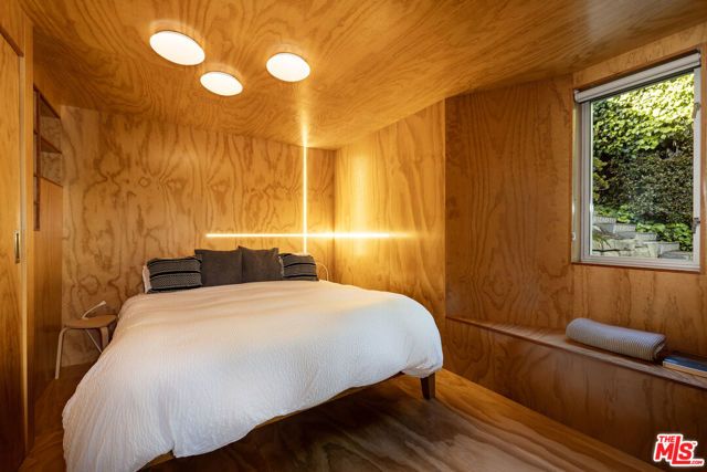 1274 San Miguel Avenue, Santa Barbara, CA 93109